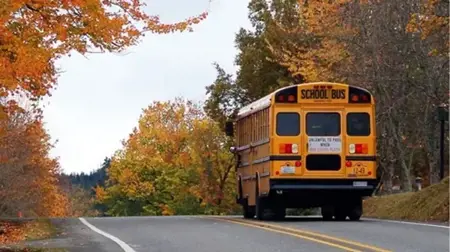 سعودي متهم بسرقة حافلة مدرسية في الولايات المتحدة الأمريكية سعودي متهم بسرقة حافلة مدرسية في الولايات المتحدة الأمريكية