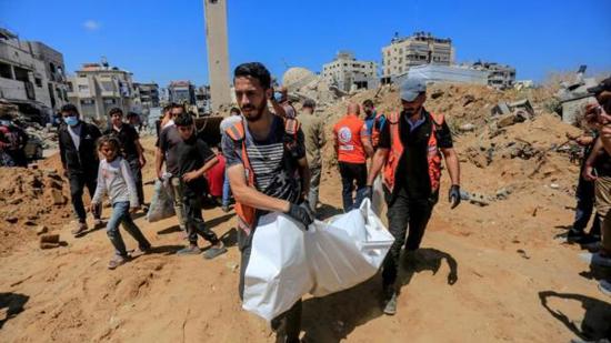 استشهاد طفل متأثراً بجراحه إثر هجمات الاحتلال الإسرائيلي على غزة رغم اتفاق وقف إطلاق النار