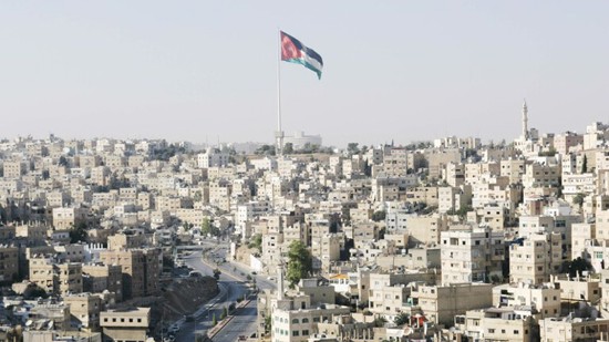 فاجعة في الأردن مصرع 3 أشخاص بينهم عنصر دفاع مدني سقطوا في حفرة