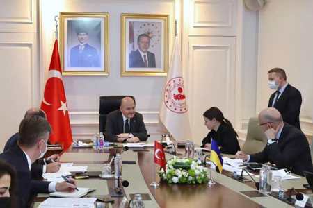 مباحثات تركية أوكرانية لتعزيز سُبل التعاون في مجال الأمن