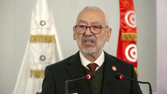 تونس تحظر سفر الغنوشي و33 آخرين