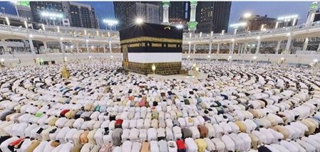 السعودية تمنع بث الصلوات عبر وسائل الإعلام خلال شهر رمضان المبارك