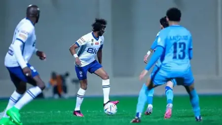 بعد غياب قرابة 5 أشهر.. ياسر الشهراني يعود للمنتخب السعودي
