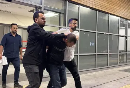 توقيف مشتبهٍ طعن زوجته السابقة بسكّينٍ وأصابها بجروحٍ بالغة في كوتاهيا
