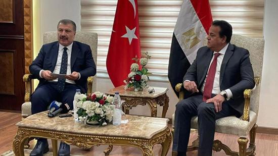 وزير الصحة التركي يتوجه للقاهرة لتقديم  وتقييم المساعدات الصحية لغزة