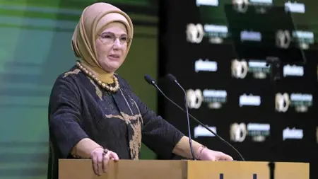 أمينة أردوغان تعرب عن حزنها جراء وقوع زلزالين جديدين في هاتاي التركية