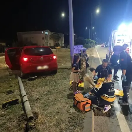 اصطدام سيارتين في سامسون التركية يُصيب 10 أشخاص