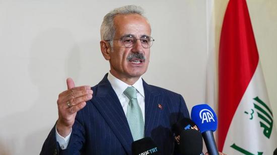 وزير النقل التركي: نأمل بدء العمل في «طريق التنمية» مع العراق هذا العام