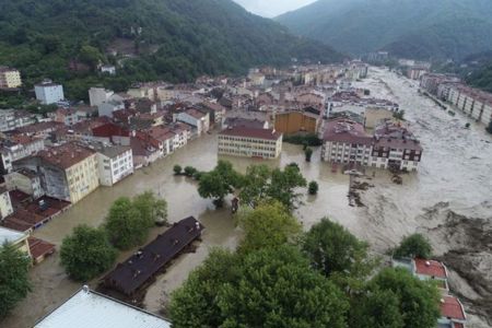 آفاد التركية: ارتفاع عدد وفيات الفيضانات إلى 81