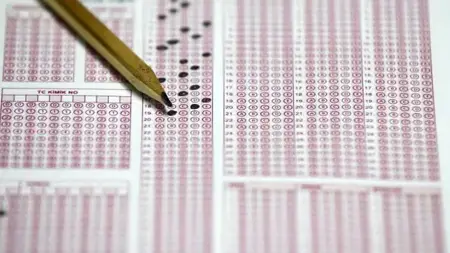 وزير التعليم التركي يوضح آلية تقديم طلاب المدن المنكوبة على اختبار الثانوية 