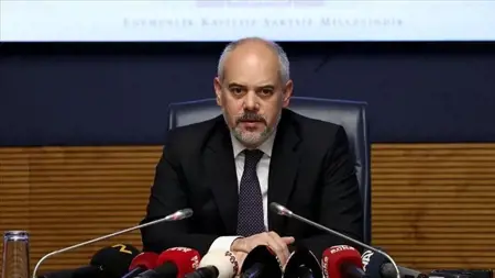 مستشار الرئيس أردوغان يدين "العمل الدنيء" بحق القرآن الكريم بالسويد