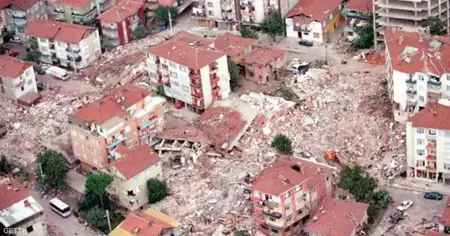 مناطق في إزمير تواجه تهديدات زلزالية كبيرة.. تعرف عليها