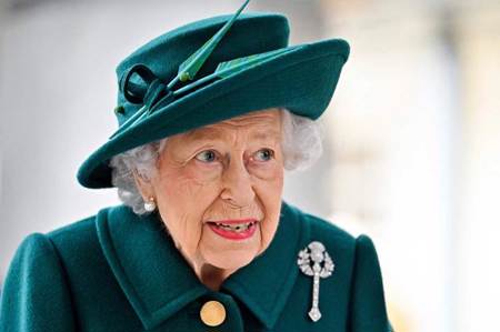 الملكة إليزابيث تقبل استقالة جونسون من رئاسة الوزراء