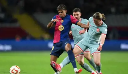 برشلونة يستضيف أتلتيكو مدريد غدًا في الليغا في قمة نارية