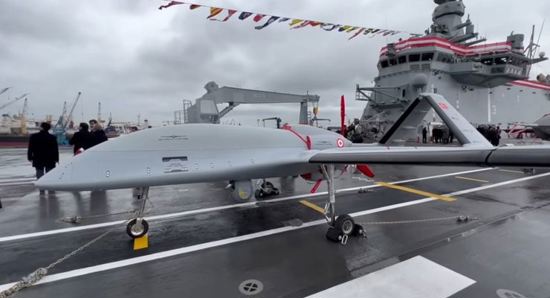 طائرة بايراكتور TB3 التركية تحقق ضربات دقيقة باستخدام ذخائر متطورة