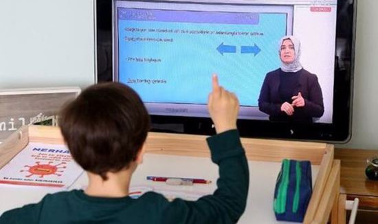 العودة لنظام التعليم عن بُعد في المدارس التركية.. الابتدائية والإعدادية والثانوية