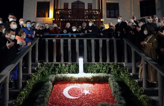 أيدن.. أردوغان يفتتح متحف عدنان مندريس للديمقراطية