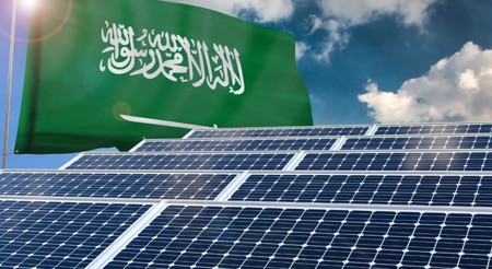 السعودية تنشئ أكبر محطة  طاقة شمسية بالمنطقة