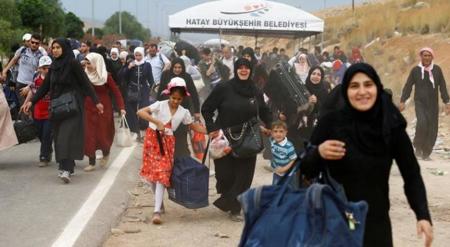اليونان تدعو أوروبا لتقديم دعم مالي لتركيا لتخفيف أعباء اللاجئين