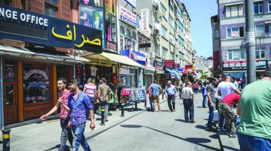 ما هي أكثر المهن رواجًا بين التجار السوريين في تركيا؟