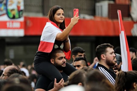 بالصوت العالي.. آلاف اللبنانيين يهتفون للرئيس أردوغان