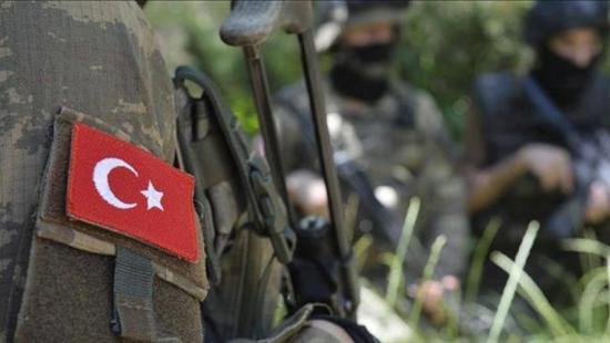 استشهاد عسكري تركي في هجوم لإرهابيي "بي كا كا" شرقي البلاد