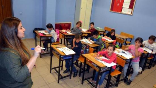 تصريح من وزير التعليم حول الطلبة السوريين والأجانب بالمدارس التركية