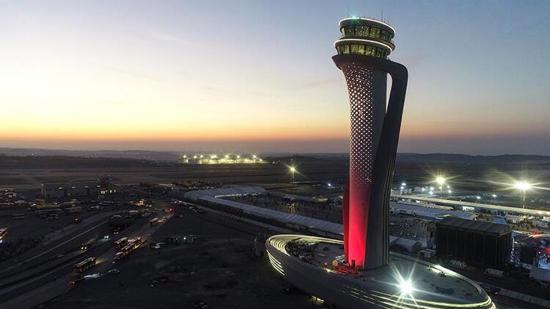 مجلة بريطانية: مطار إسطنبول يحوز على المرتبة الأولى عالميًا