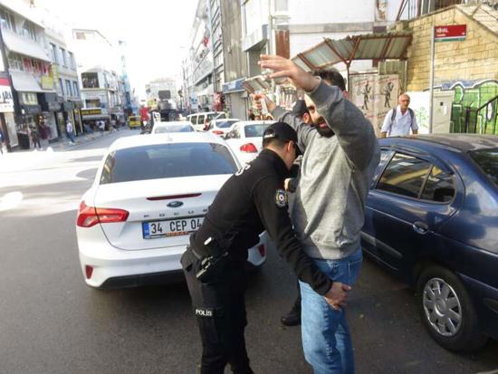 شرطة إسطنبول تنظم حملة تفتيش بالمدينة