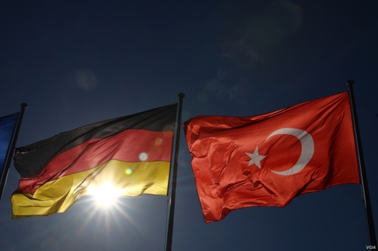 ألمانيا: 1،252 إشعارًا من الإنتربول بناءً على طلب تركيا