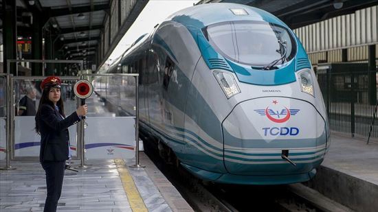 "قطار الشرق السريع" في تركيا رحلات خيالية تسحر عقول محبي الطبيعة