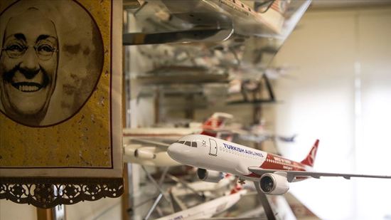 رجل أعمال تركي يجمع 12 ألف نموذج من طائرات العالم