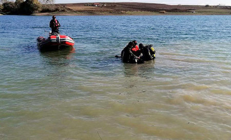 مصرع معلّم غرقًا في بركة صيد بشمال غرب تركيا