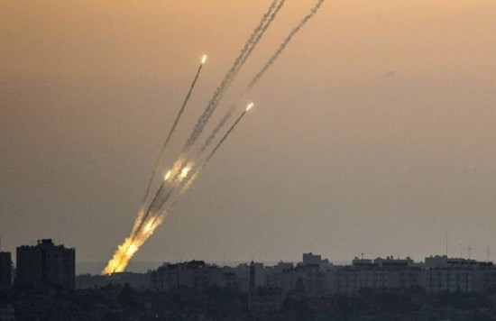 فصيل فلسطيني بغزة: الساعات المقبلة ستضيف هزيمة جديدة لنتنياهو