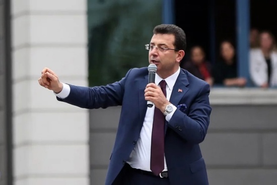 رئيس بلدية إسطنبول يعلن عن مساعدات ل30 ألف طالب جامعي