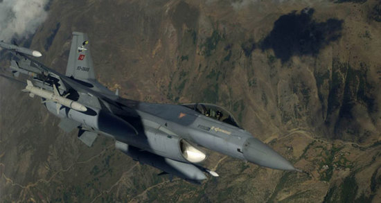 طائرات F 16 تحلق في سماء أنقرة.. ماذا يجري؟