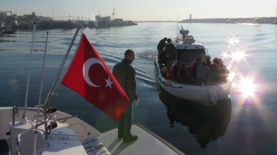 تركيا: ضبط 412 مهاجرًا قبل وصولهم اليونان.. وهذه جنسياتهم