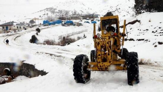 الثلوج تقطع الطرق في 15 قرية شرقي تركيا