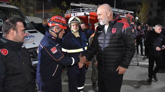 رئيس وزراء ألبانيا: لن ننسى دعم تركيا لشعبنا عقب الزلزال