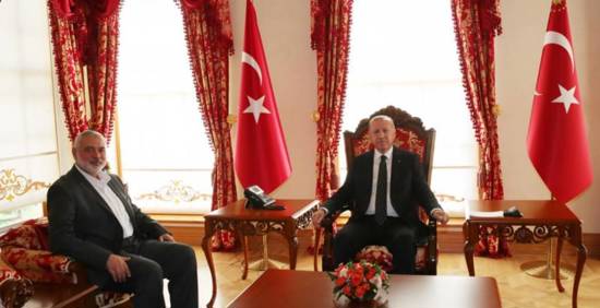 الرئيس التركي يستقبل "هنية" في إسطنبول