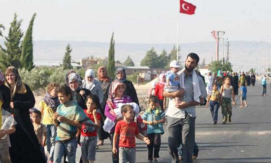 مسؤول تركي يطالب الاتحاد الأوروبي بزيادة الانفاق على اللاجئين السوريين