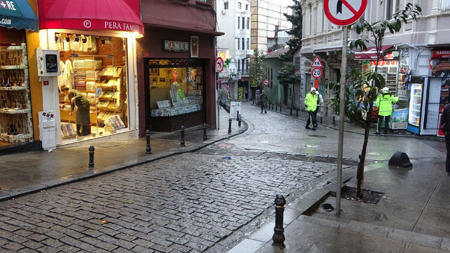 إغلاق عدة طرق مؤدية لميدان تقسيم وسط إسطنبول