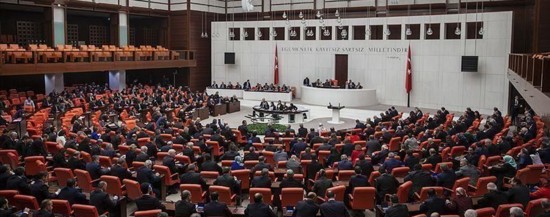 البرلمان التركي يصوت اليوم  على إرسال جنود إلى ليبيا
