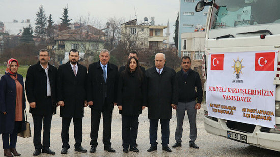 "العدالة والتنمية" التركي يرسل مساعدات إنسانية إلى إدلب