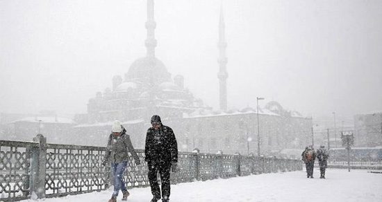 إسطنبول بانتظار الثلوج.. ستبدأ الساعة السابعة