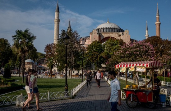 تركيا تستهدف استقبال أكثر من 57 مليون سائح خلال 2020
