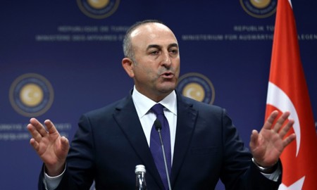 وزير الخارجية التركي : لن نتسامح مع استهداف جنودنا بإدلب