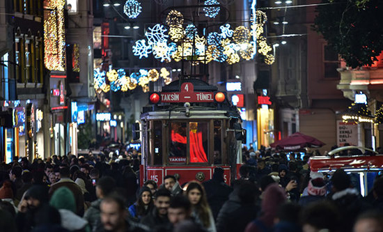 ازدياد أعداد السياح القادمين إلى اسطنبول بنسبة 10٪