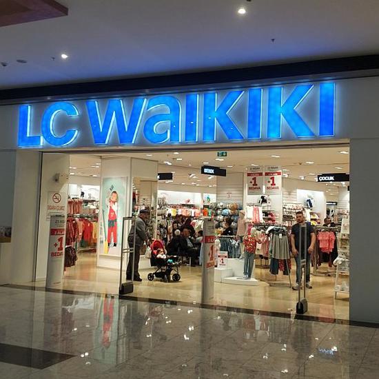 LC Waikiki تغلق متاجرها في تركيا بشكل مؤقت