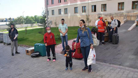 مغادرة 336  مواطناً تركياً لمراكز الحجر الصحي في ملاطية